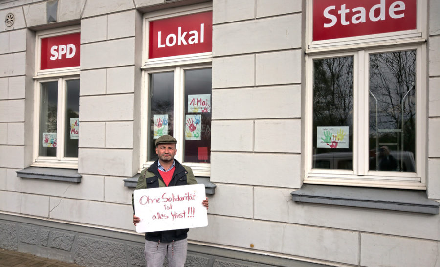 Kai Koeser vor dem SPD Lokal Stade zum 1. Mai 2020