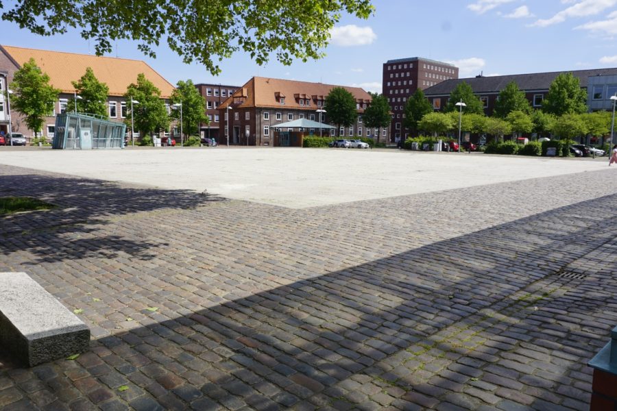 Platz am Sande in Stade, Blick aus Richtung Poststraße