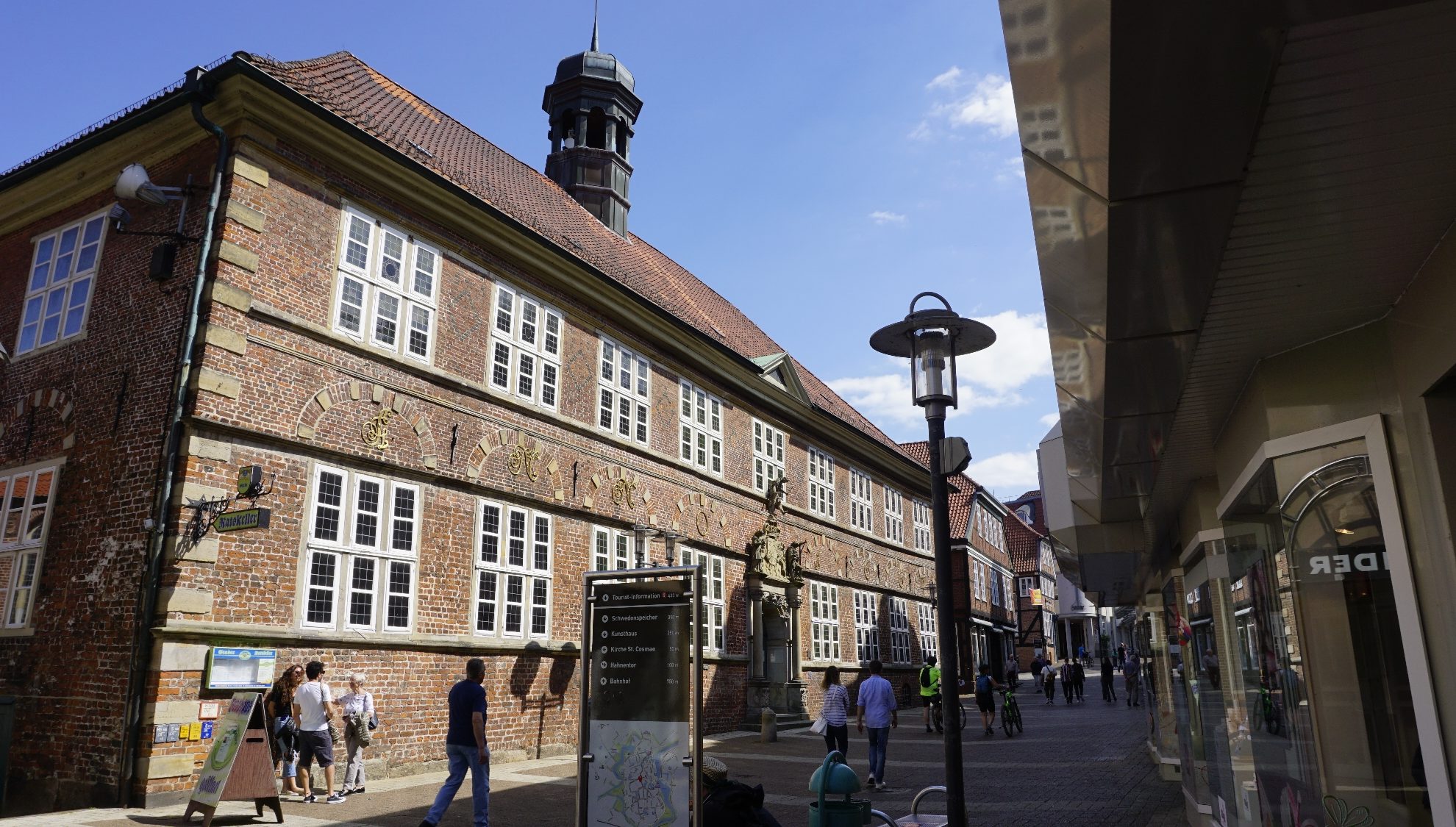 Historisches Rathaus Stade, Eingang Hökerstraße Stade