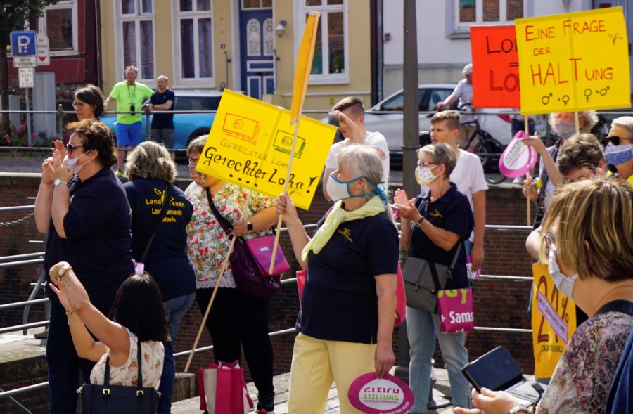 Kundgebung zum Equal Pay Day am 1. August 2020 in Stade