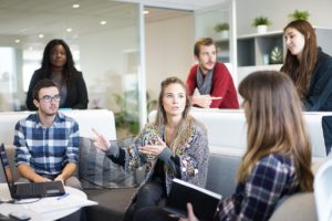 Digitalisierung in der Verwaltung: Gespräche mit Bürger:innen