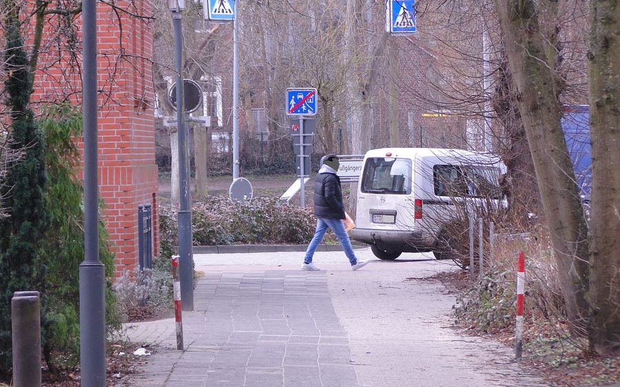 Stade zu Fuß entdecken - Schilderwald und Fußweg, März 2021