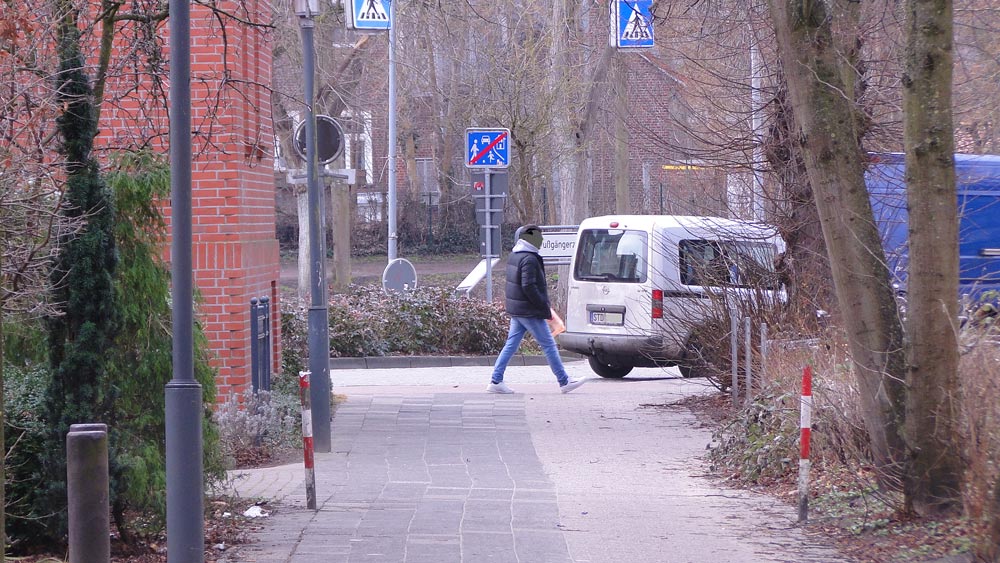 Stade zu Fuß entdecken - Schilderwald und Fußweg, März 2021