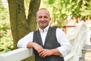 Kai Koeser auf der Brücke zur Insel in Stade