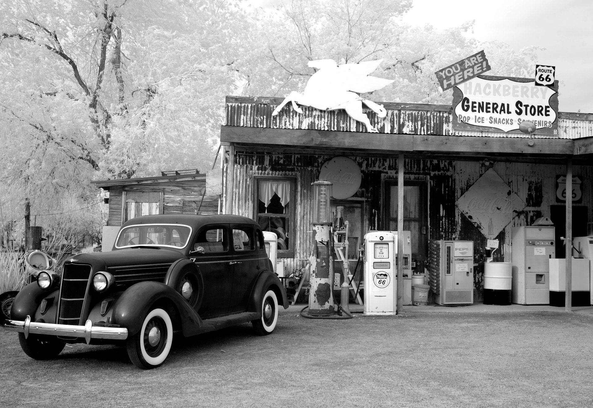 Oldtimer vor US-Generalstore